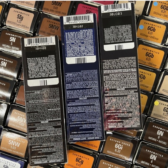 Redken ULTRA RICH CHROMATICS Zero Ammonia ODS+ Permanent Hair Color ~ 2 fl. oz. - Picture 2 of 2